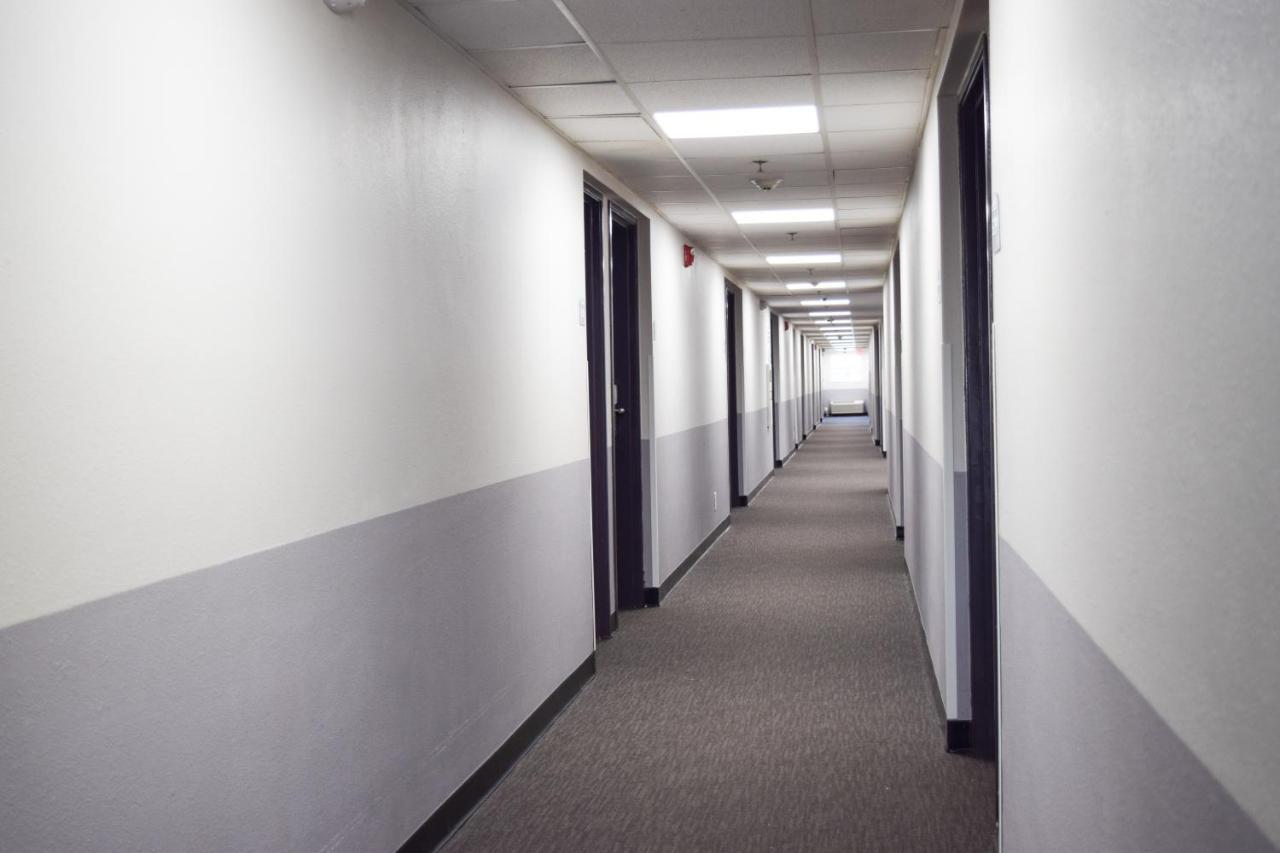Travelers Inn And Suites Raleigh Eksteriør bilde