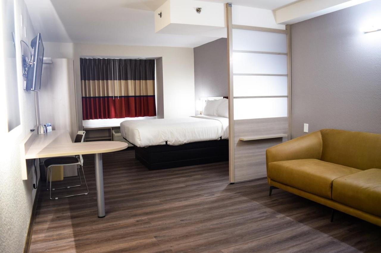 Travelers Inn And Suites Raleigh Eksteriør bilde