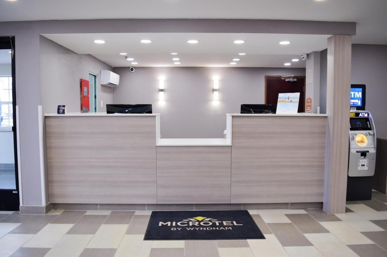 Travelers Inn And Suites Raleigh Eksteriør bilde